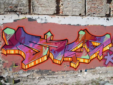 Graffiti Wall - Photo by farbfleck