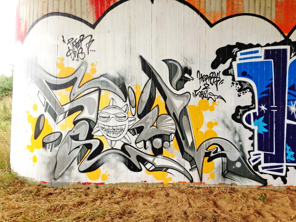 Graffiti Wall - Photo by farbschrift - soul, pater, pre (2013)