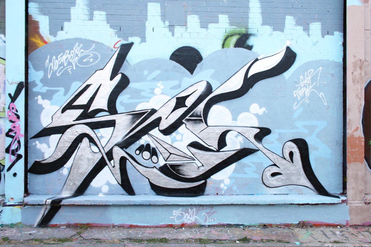 Graffiti Wall - Photo by farbschrift - soul, pater, pre (2013)