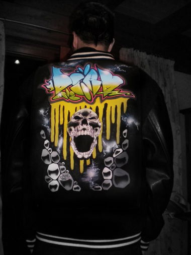 Graffiti Artwork - Photo by farbschrift - dead, pater, pre (2011)