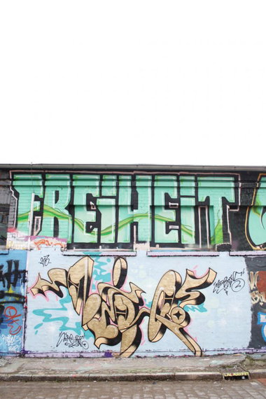 Graffiti Wall - Photo by farbschrift - niro, pater, pre (2013)
