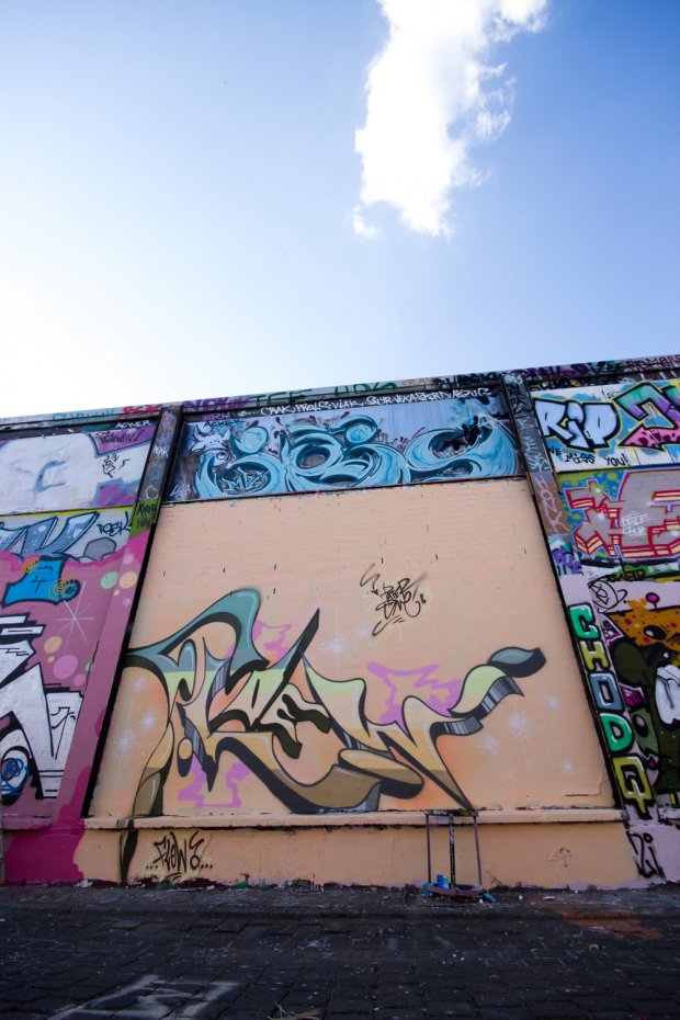 Graffiti Wall - Photo by farbschrift - flow, pater, pre (2014)