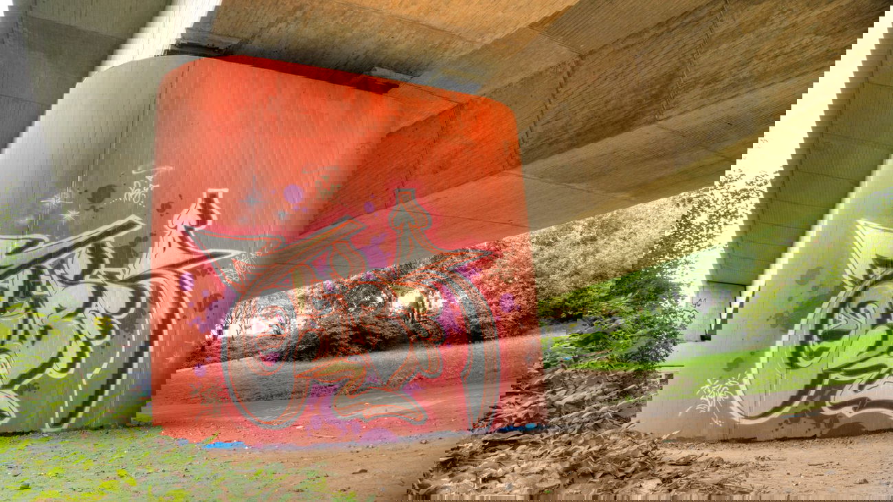 Graffiti Wall - Photo by farbschrift - zubr, pater, pre (2014)