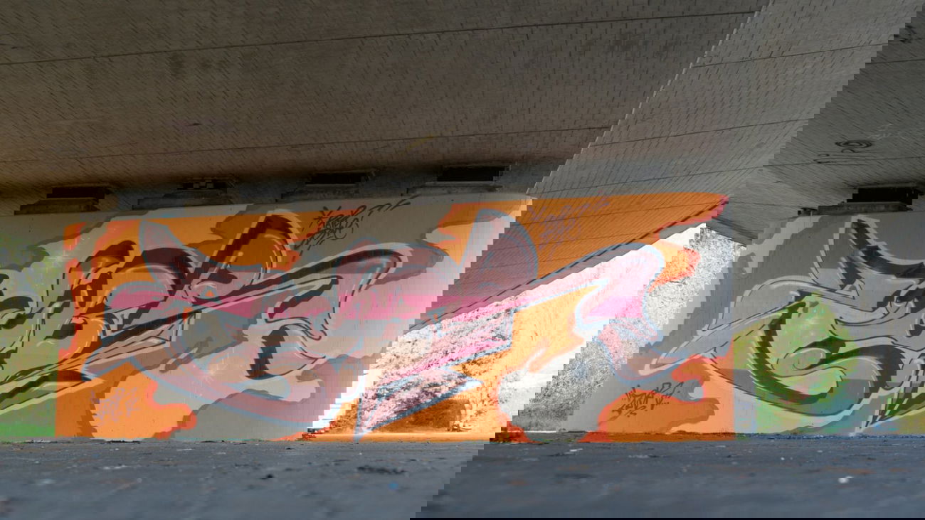 Graffiti Wall - Photo by farbschrift - zubr, pater, pre (2014)