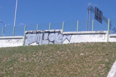Graffiti Bombing - Photo by faryzeusz