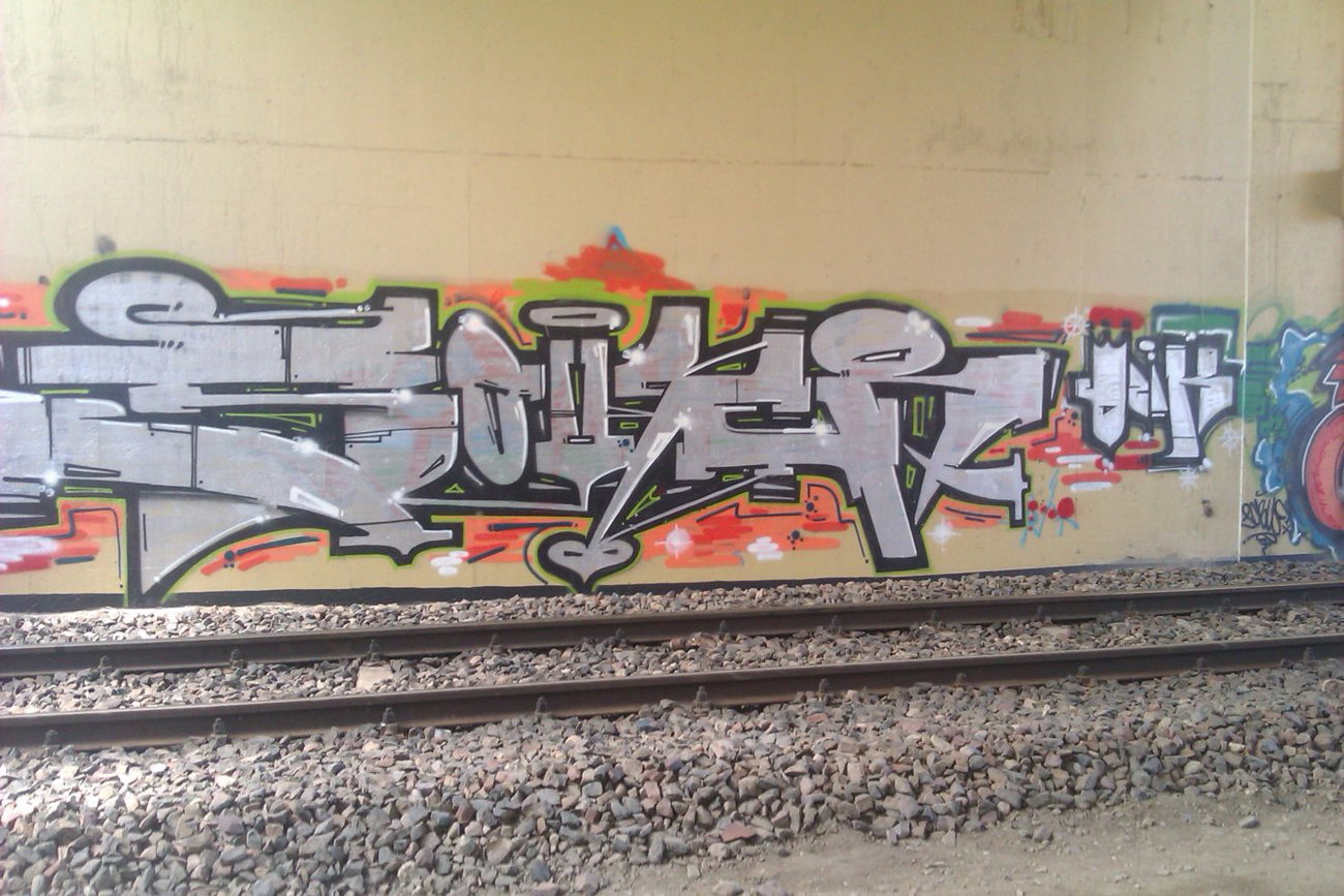 Graffiti Wall - Photo by faryzeusz