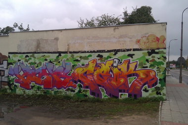 Graffiti Wall - Photo by faryzeusz