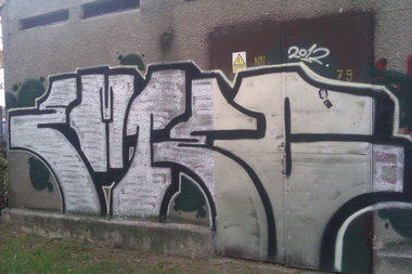 Graffiti Wall - Photo by faryzeusz
