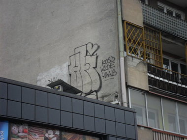 Graffiti Bombing - Photo by faryzeusz