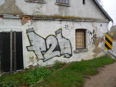 Graffiti Wall - Photo by faryzeusz