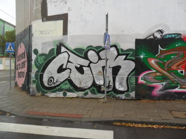 Graffiti Wall - Photo by faryzeusz