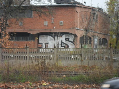 Graffiti Wall - Photo by faryzeusz