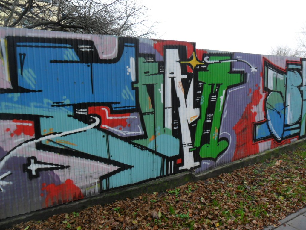 Graffiti Wall - Photo by faryzeusz