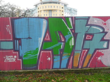 Graffiti Wall - Photo by faryzeusz