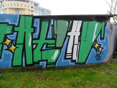 Graffiti Wall - Photo by faryzeusz
