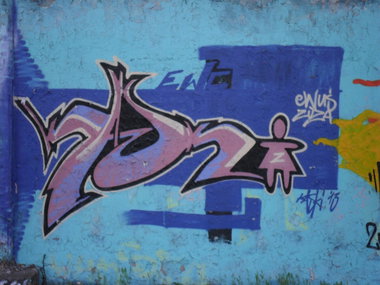 Graffiti Wall - Photo by faryzeusz