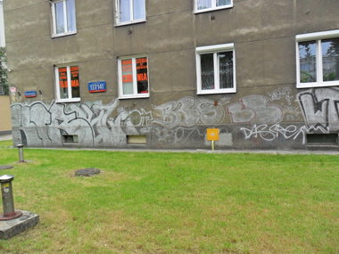 Graffiti Wall - Photo by faryzeusz