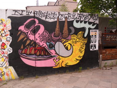 Graffiti Wall - Photo by faryzeusz