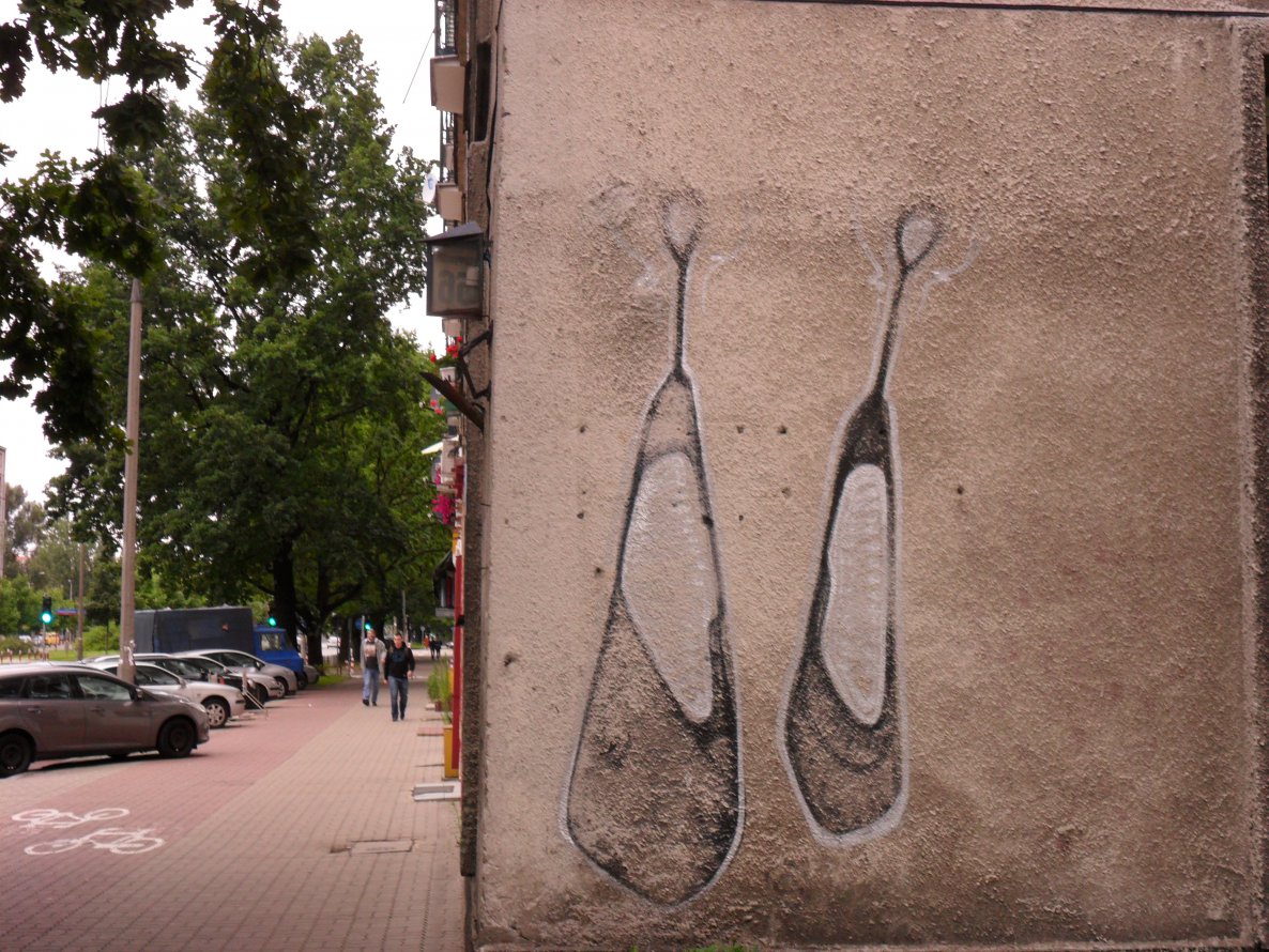 Graffiti Wall - Photo by faryzeusz