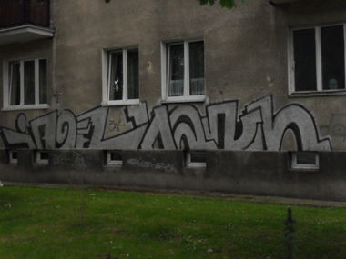 Graffiti Bombing - Photo by faryzeusz