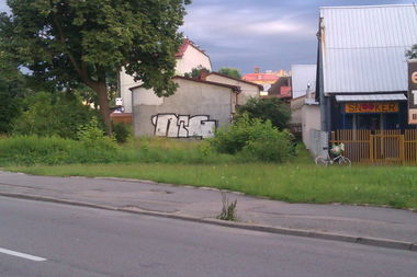 Graffiti Wall - Photo by faryzeusz