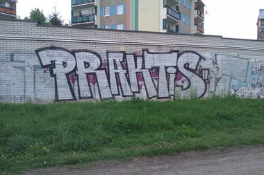 Graffiti Wall - Photo by faryzeusz