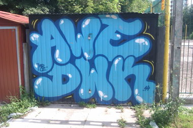 Graffiti Wall - Photo by faryzeusz