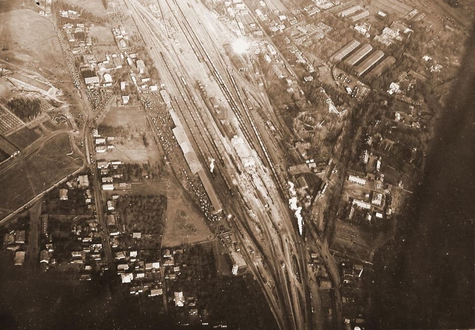 Graffiti Artwork in Rivne - Photo by faryzeusz - oldschool