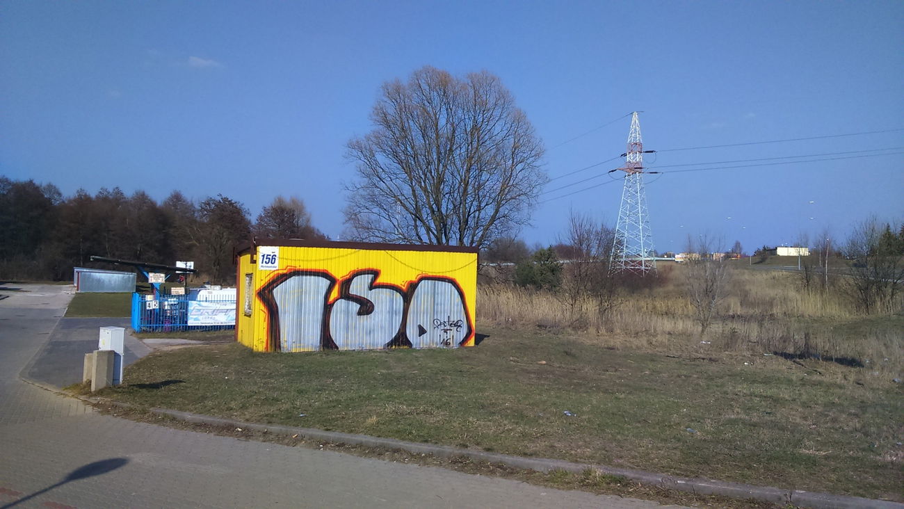 Graffiti Bombing - Photo by faryzeusz