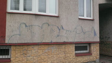 Graffiti Bombing - Photo by faryzeusz