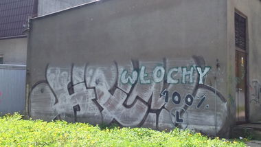 Graffiti Bombing - Photo by faryzeusz - hxm