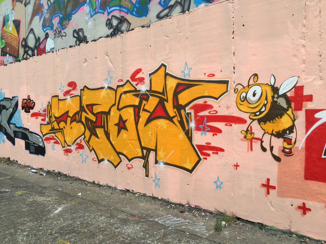 Graffiti Wall in Deutschland - Photo by fertone - MEOW (2015)