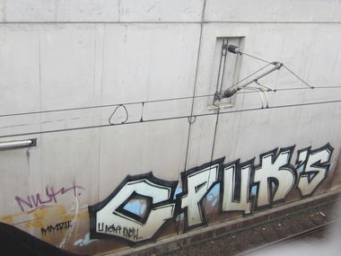 Graffiti Bombing in frankfurt - Photo by ffm_gangbang