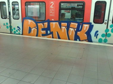 Graffiti Train in Frankfurt - Photo by ffm_gangbang - denk (2013)