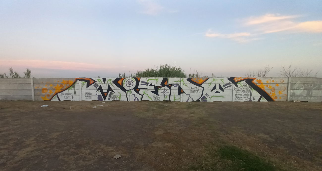 Graffiti Wall - Photo by flama (2023)