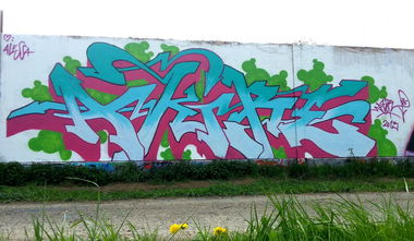 Graffiti Wall in Frankfurt - Photo by flor76 - Akire (2013)