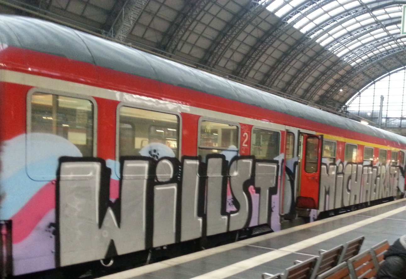 Graffiti Wall - Photo by flor76