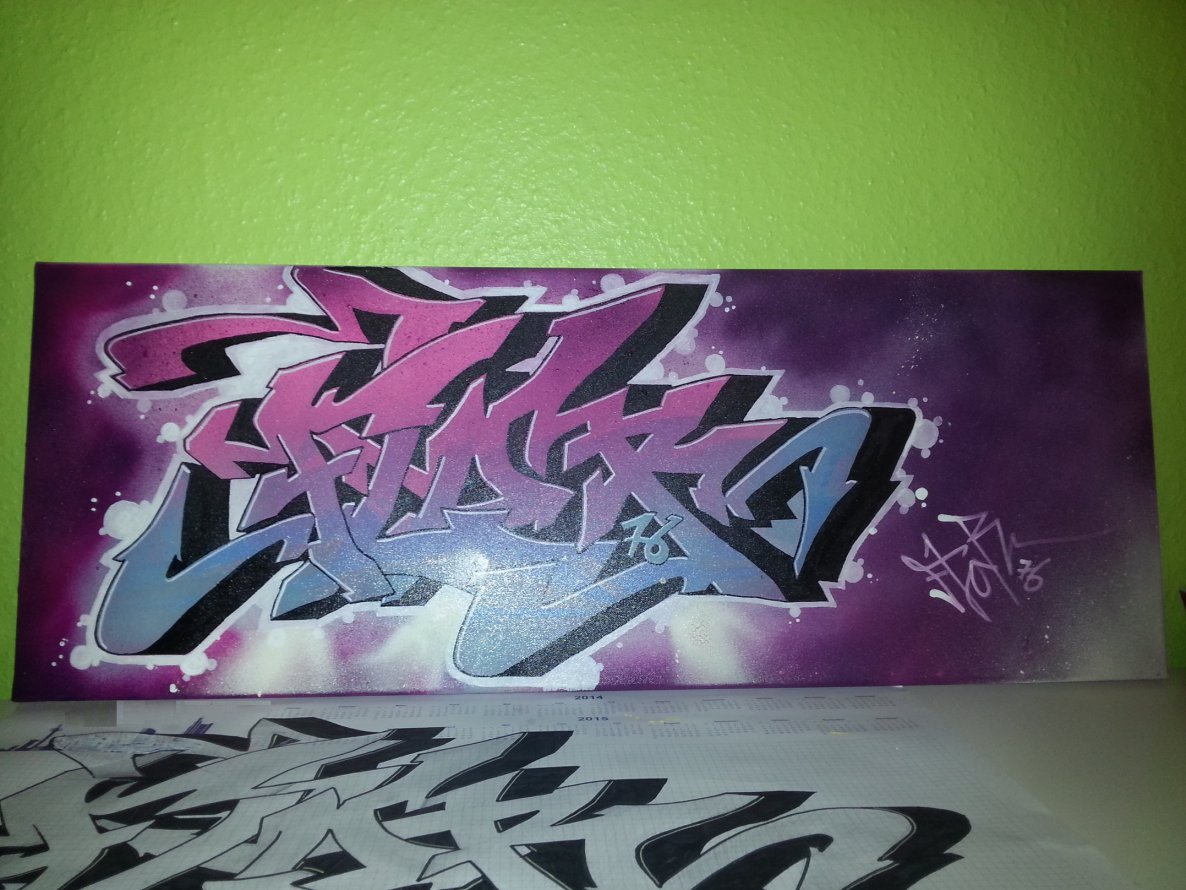 Graffiti Artwork in Frankfurt - Photo by flor76 - Flor, Blue, Pink (2014)