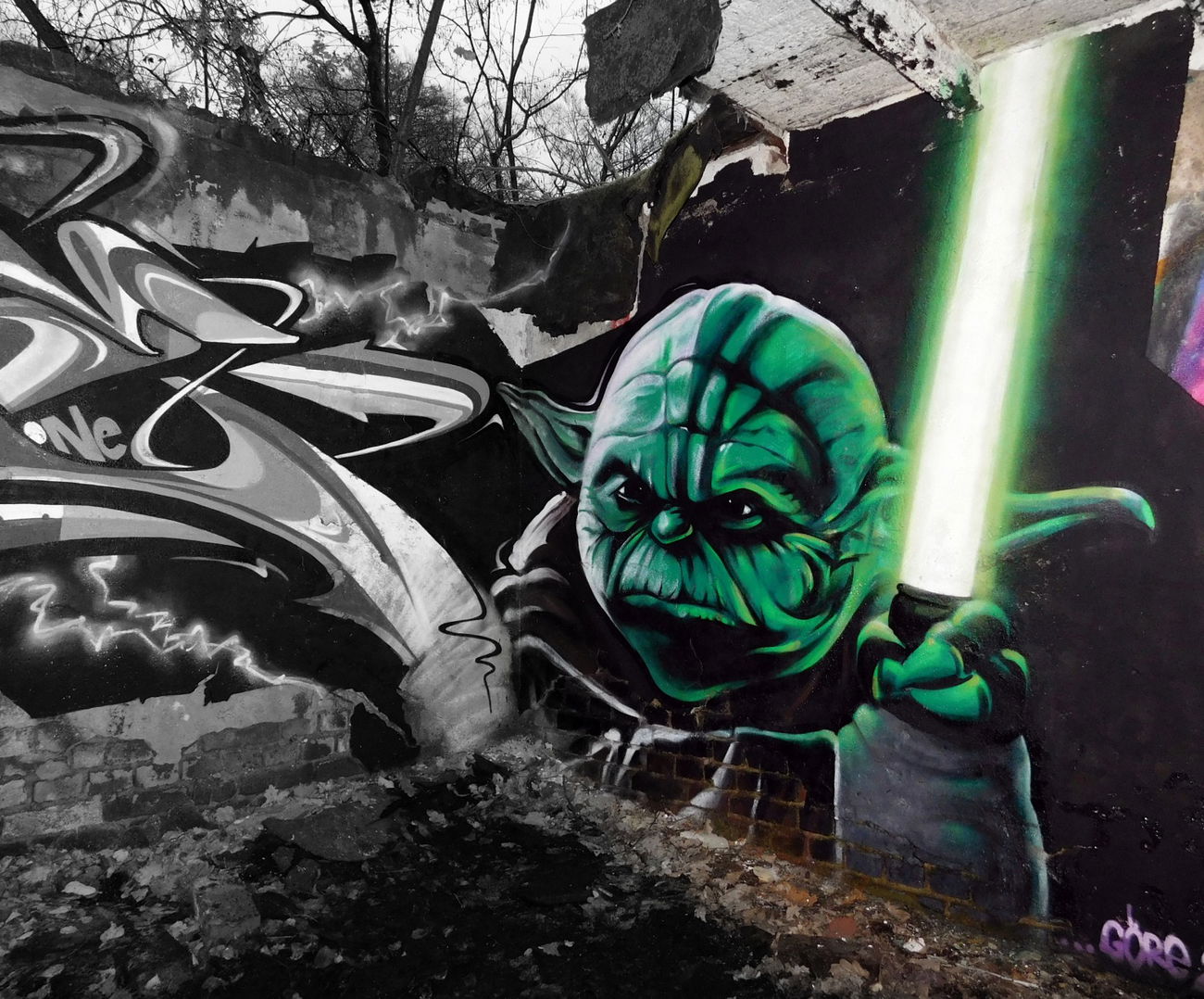 Graffiti Wall in Essen ruhr - Photo by flowtech1 - göreone, essencity, sml (2015)