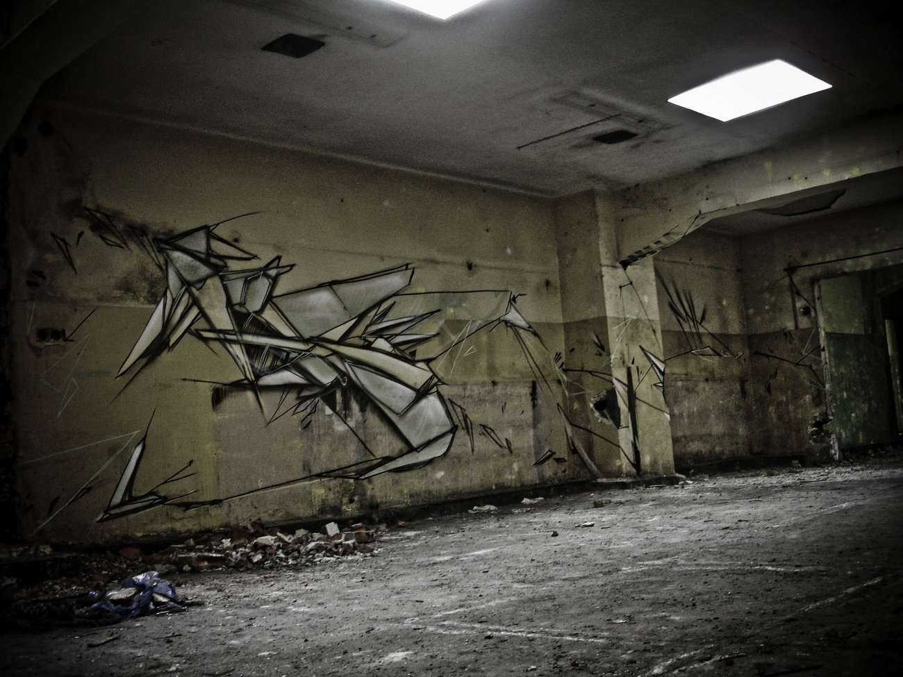 Graffiti Wall - Photo by fnk