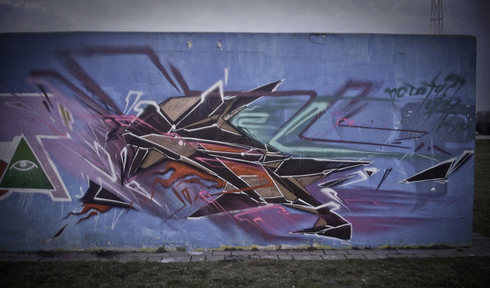 Graffiti Wall - Photo by fnk