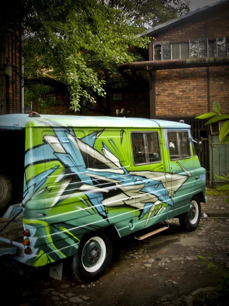 Graffiti Artwork - Photo by fnk