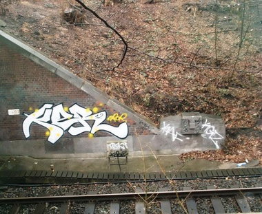 Graffiti Bombing - Photo by forunkel74 - ker