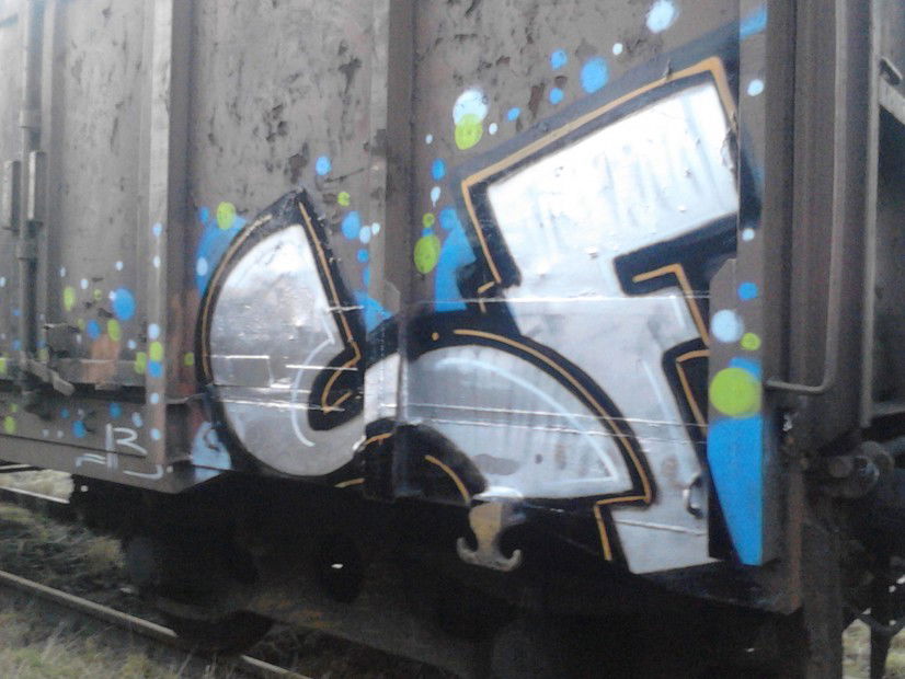 Graffiti Train - Photo by fotograff - sf