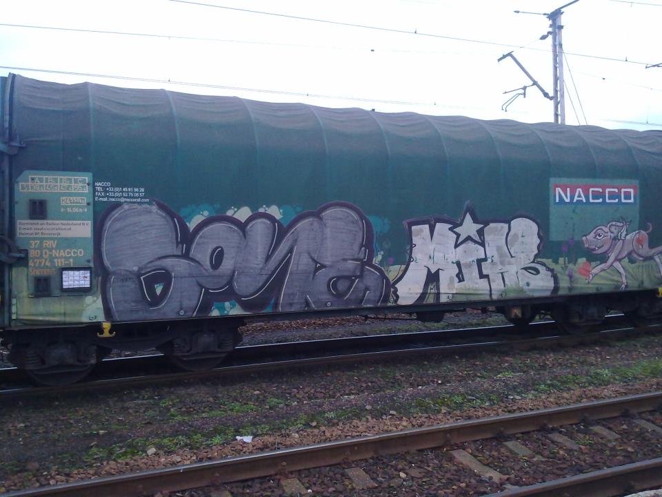 Graffiti Train - Photo by fr8pics - sone, mias, fr8