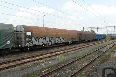 Graffiti Train - Photo by fr8pics - noir, pfk, rean