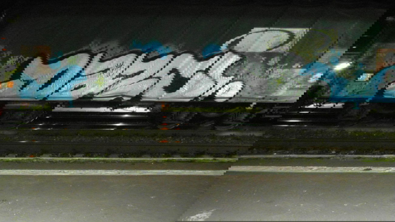 Graffiti Train - Photo by fr8pics - daze, fr8, freight