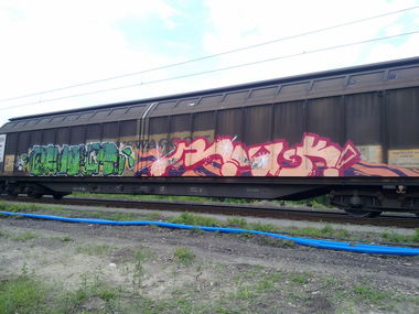 Graffiti Train - Photo by fr8pics - fr8