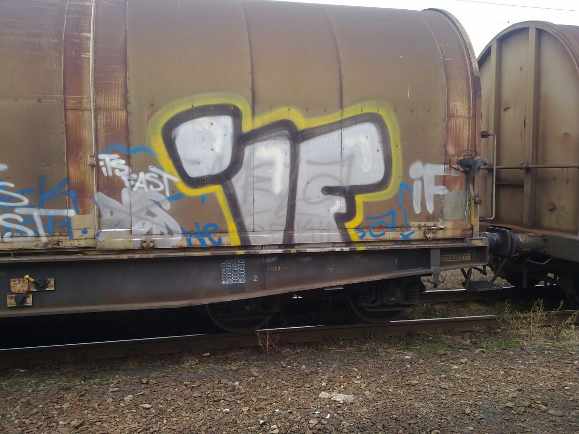 Graffiti Train - Photo by fr8pics - if