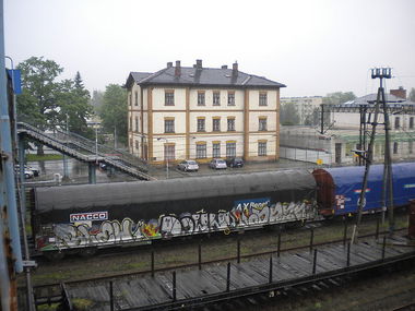 Graffiti Train - Photo by fr8pics - blew, down, daze